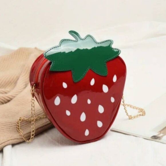 <<3/$30>> Strawberry Shaped Red Crossbody Bag - Picture 3 of 12